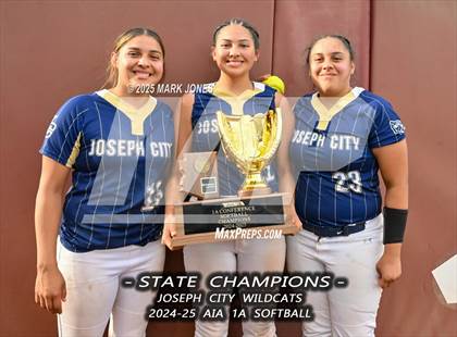 Thumbnail 1 in St. David vs. Joseph City (AIA 1A Final - Awards) photogallery.