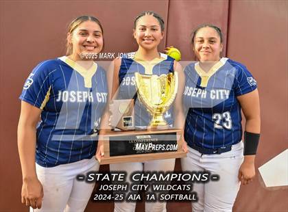Thumbnail 3 in St. David vs. Joseph City (AIA 1A Final - Awards) photogallery.