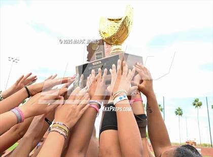 Thumbnail 3 in St. David vs. Joseph City (AIA 1A Final - Awards) photogallery.