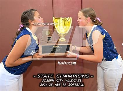 Thumbnail 3 in St. David vs. Joseph City (AIA 1A Final - Awards) photogallery.