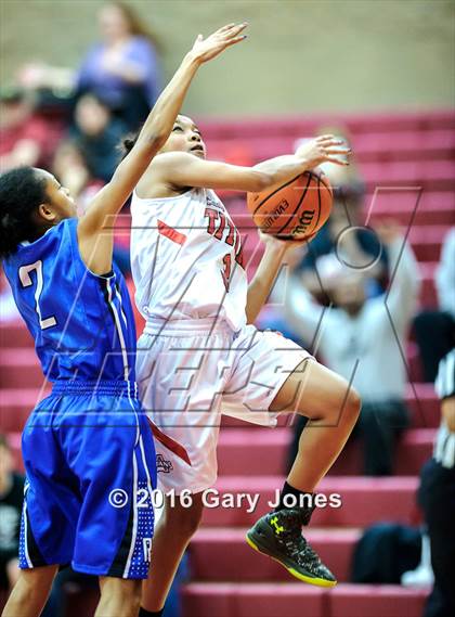 Thumbnail 3 in Rocklin vs. Antelope (CIF SJS D2 Playoff) photogallery.