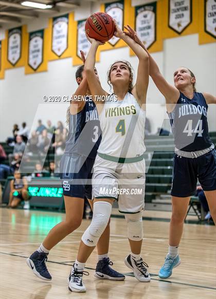 Thumbnail 2 in Stone Bridge @ Loudoun Valley photogallery.