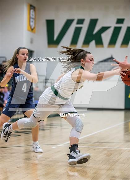 Thumbnail 1 in Stone Bridge @ Loudoun Valley photogallery.