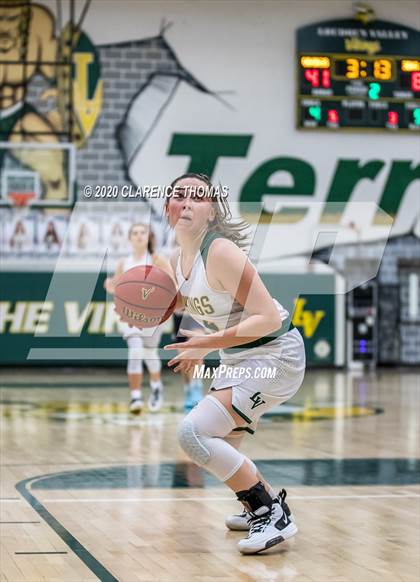 Thumbnail 1 in Stone Bridge @ Loudoun Valley photogallery.