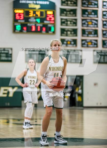 Thumbnail 2 in Stone Bridge @ Loudoun Valley photogallery.