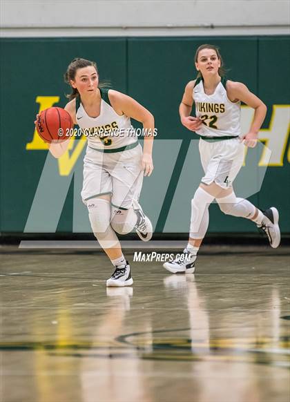 Thumbnail 1 in Stone Bridge @ Loudoun Valley photogallery.