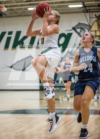 Thumbnail 1 in Stone Bridge @ Loudoun Valley photogallery.