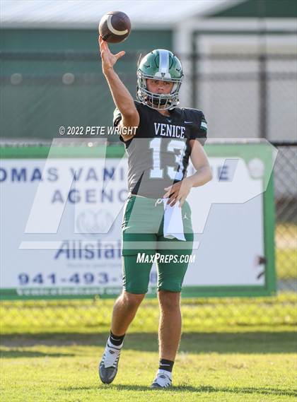Thumbnail 2 in IMG Academy vs Venice photogallery.
