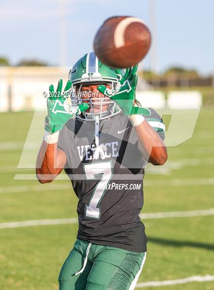 Thumbnail 1 in IMG Academy vs Venice photogallery.