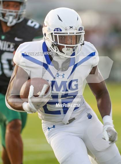 Thumbnail 1 in IMG Academy vs Venice photogallery.