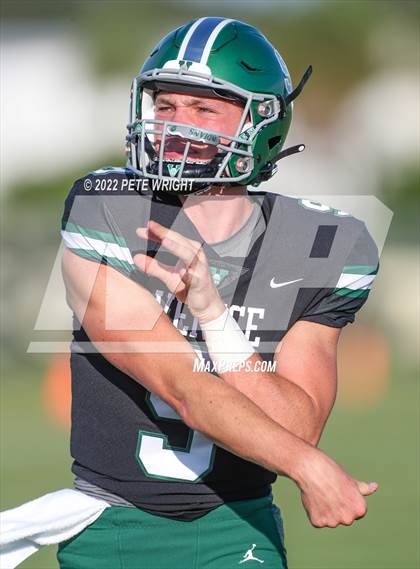 Thumbnail 3 in IMG Academy vs Venice photogallery.