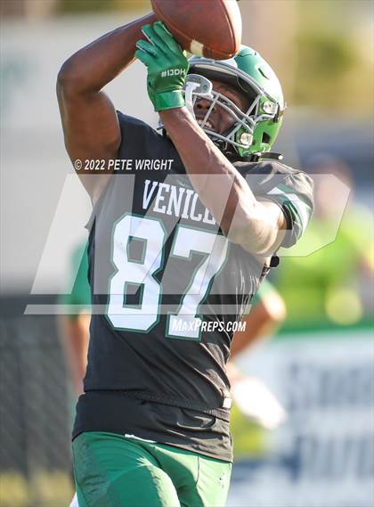 Thumbnail 3 in IMG Academy vs Venice photogallery.