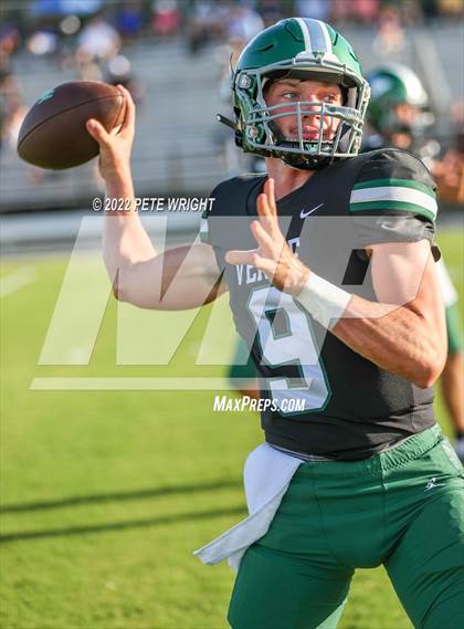 Thumbnail 3 in IMG Academy vs Venice photogallery.