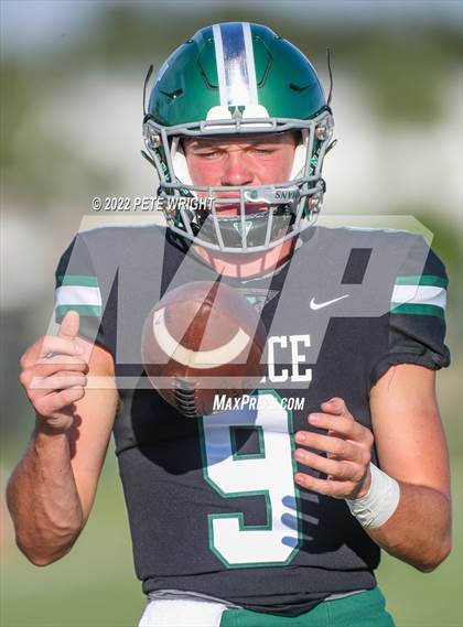 Thumbnail 1 in IMG Academy vs Venice photogallery.