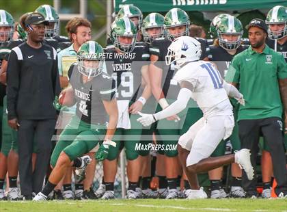 Thumbnail 3 in IMG Academy vs Venice photogallery.