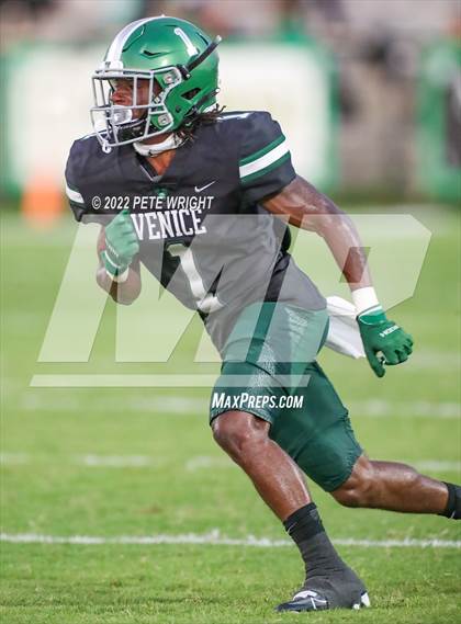 Thumbnail 2 in IMG Academy vs Venice photogallery.