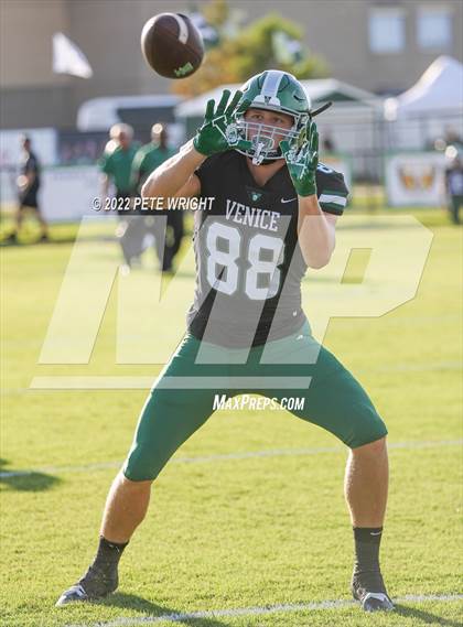 Thumbnail 2 in IMG Academy vs Venice photogallery.