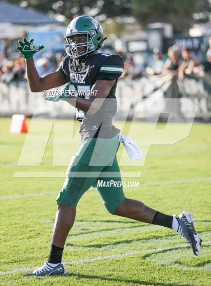 Thumbnail 2 in IMG Academy vs Venice photogallery.