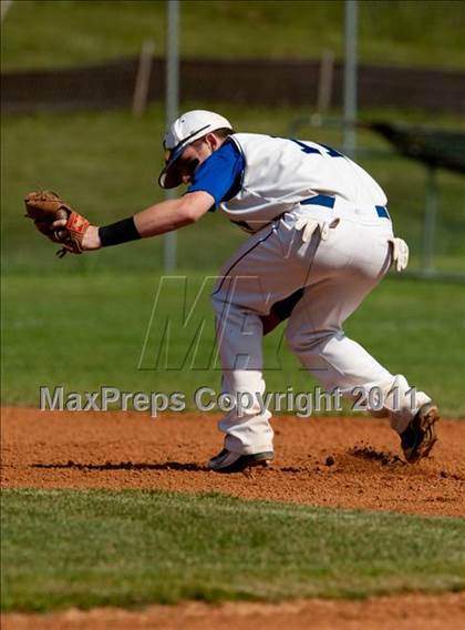 Thumbnail 2 in Newport Central Catholic vs. Highlands (36th District Tournament) photogallery.
