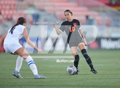 Thumbnail 3 in Juan Diego Catholic vs. Ogden (UHSAA 3A Semifinal) photogallery.