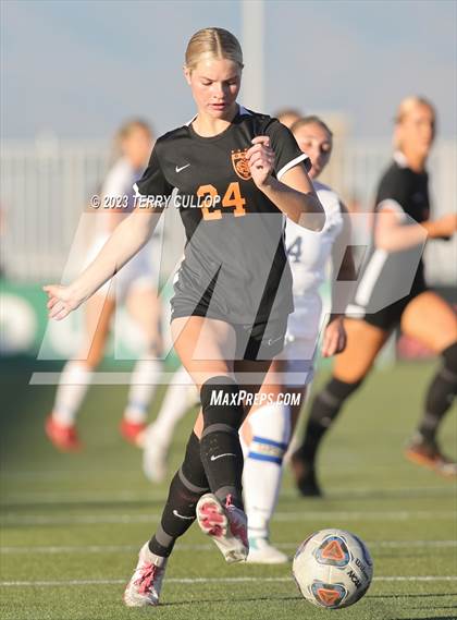 Thumbnail 2 in Juan Diego Catholic vs. Ogden (UHSAA 3A Semifinal) photogallery.