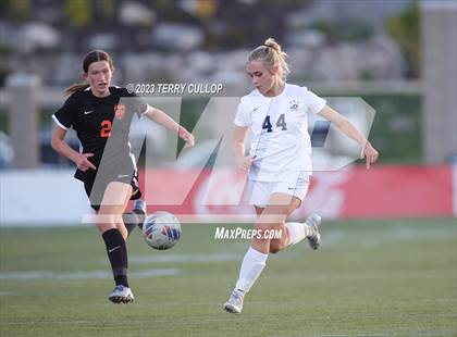 Thumbnail 2 in Juan Diego Catholic vs. Ogden (UHSAA 3A Semifinal) photogallery.