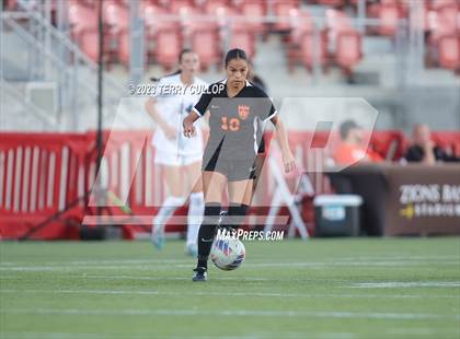 Thumbnail 3 in Juan Diego Catholic vs. Ogden (UHSAA 3A Semifinal) photogallery.