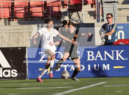 Thumbnail 3 in Juan Diego Catholic vs. Ogden (UHSAA 3A Semifinal) photogallery.