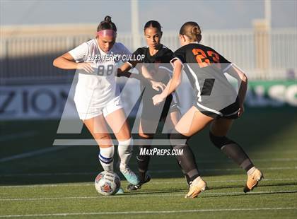 Thumbnail 3 in Juan Diego Catholic vs. Ogden (UHSAA 3A Semifinal) photogallery.