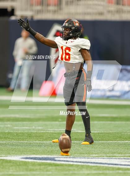 Thumbnail 2 in Northeast vs. Toombs County (GHSA 1A Division 1 Championship) photogallery.