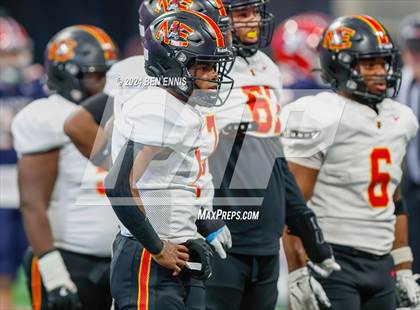 Thumbnail 1 in Northeast vs. Toombs County (GHSA 1A Division 1 Championship) photogallery.