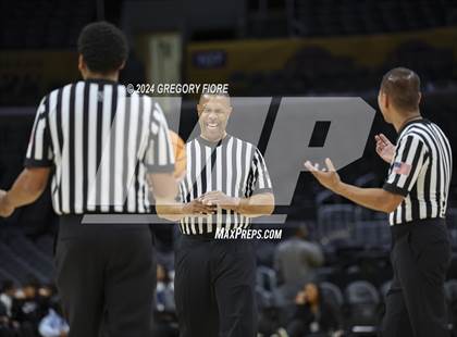 Thumbnail 1 in San Joaquin Memorial vs. St. Bernard's (2024 Coastal Catholic Classic) photogallery.