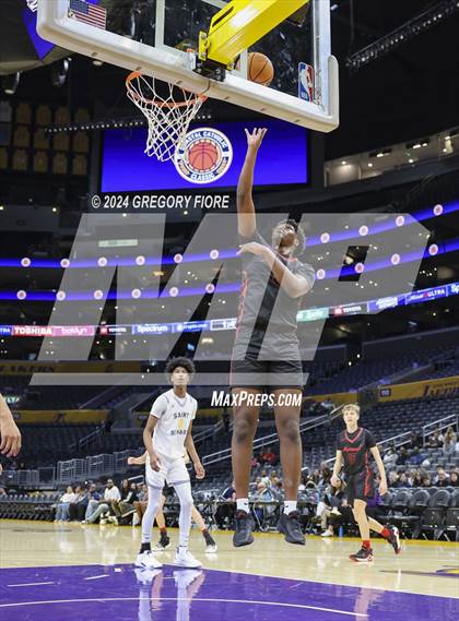 Thumbnail 1 in San Joaquin Memorial vs. St. Bernard's (2024 Coastal Catholic Classic) photogallery.