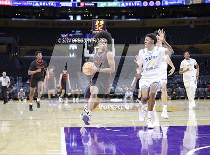Thumbnail 2 in San Joaquin Memorial vs. St. Bernard's (2024 Coastal Catholic Classic) photogallery.