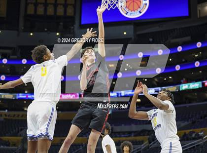 Thumbnail 2 in San Joaquin Memorial vs. St. Bernard's (2024 Coastal Catholic Classic) photogallery.