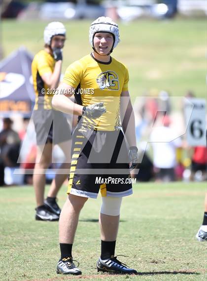 Thumbnail 3 in Gilbert vs. Perry (Gotta Believe - 7 V 7) photogallery.