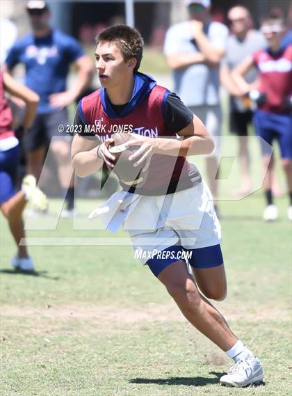 Thumbnail 3 in Gilbert vs. Perry (Gotta Believe - 7 V 7) photogallery.