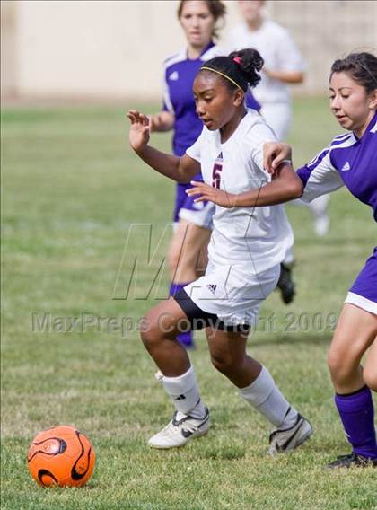 Thumbnail 2 in Johansen @ Beyer photogallery.