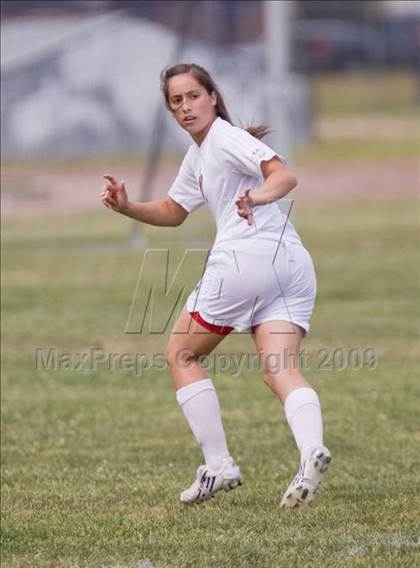 Thumbnail 3 in Johansen @ Beyer photogallery.