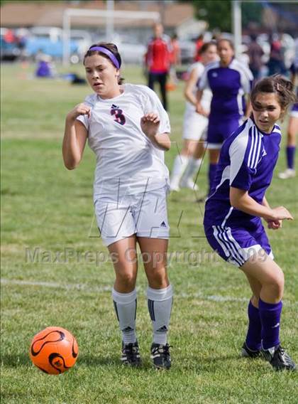Thumbnail 1 in Johansen @ Beyer photogallery.