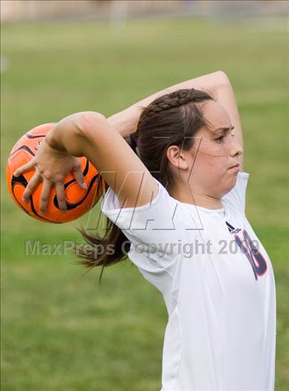 Thumbnail 1 in Johansen @ Beyer photogallery.