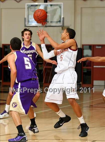 Thumbnail 3 in Alemany vs. Valencia (Oaks Christian Tournament) photogallery.