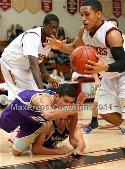 Thumbnail 1 in Alemany vs. Valencia (Oaks Christian Tournament) photogallery.