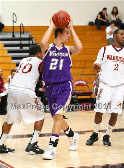 Thumbnail 2 in Alemany vs. Valencia (Oaks Christian Tournament) photogallery.
