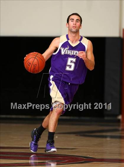 Thumbnail 2 in Alemany vs. Valencia (Oaks Christian Tournament) photogallery.