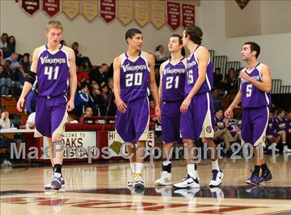 Thumbnail 2 in Alemany vs. Valencia (Oaks Christian Tournament) photogallery.