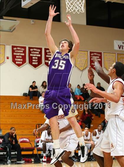Thumbnail 3 in Alemany vs. Valencia (Oaks Christian Tournament) photogallery.