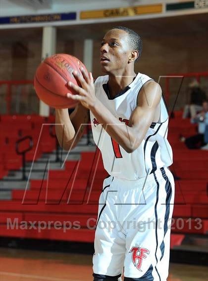 Thumbnail 2 in Manhattan vs. Blue Valley West (McPherson Invitational 1st Round) photogallery.
