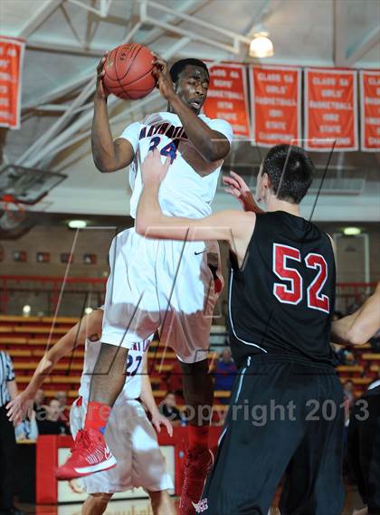 Thumbnail 2 in Manhattan vs. Blue Valley West (McPherson Invitational 1st Round) photogallery.