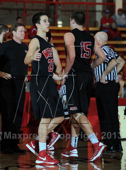 Thumbnail 3 in Manhattan vs. Blue Valley West (McPherson Invitational 1st Round) photogallery.
